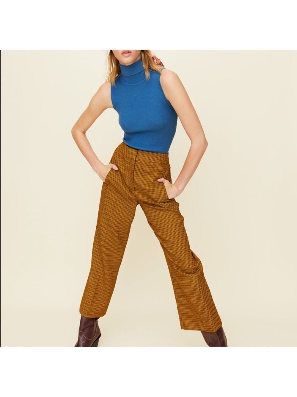 Aritzia Little Moon Malva Check Print High Waisted Croppes Pants, size 0